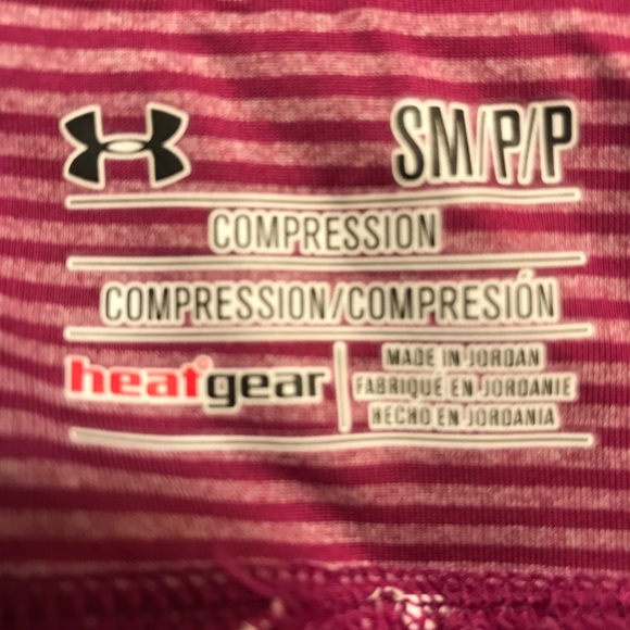 Under Armour Mid Rise Compression Crop - Picture 4 of 4